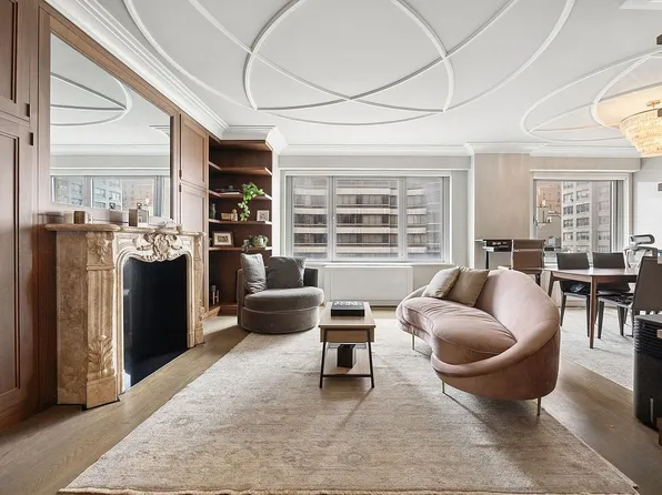 200 E 62nd St APT 6E, New York, NY 10065