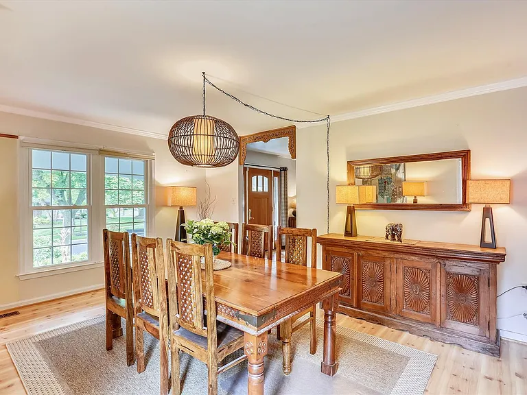 1755 Glastonberry Rd — Photo 48