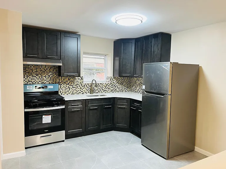 83 Gibson Blvd #1 — Photo 17