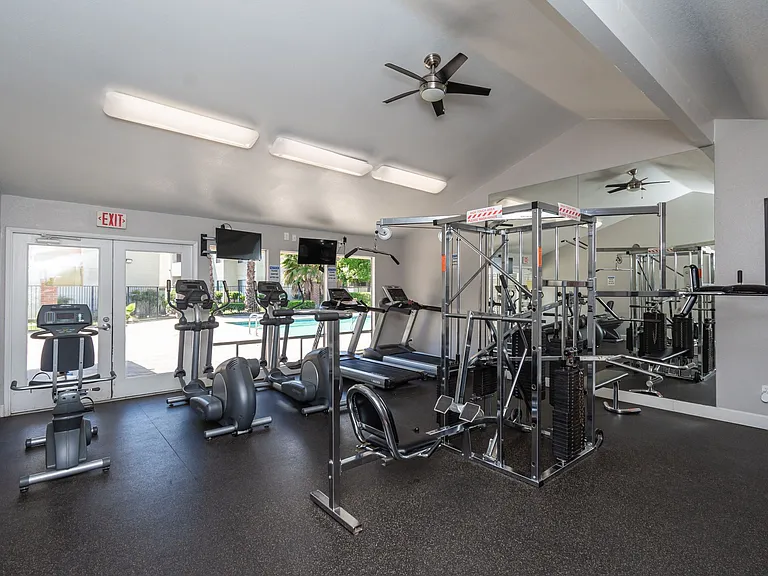Carmel Pointe — Photo 21