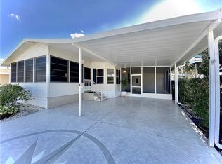 8502 Princess Ct, Palmetto, FL 34221