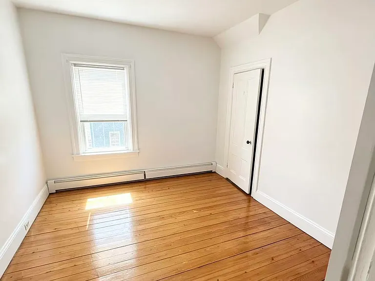 28 Hope St #3 — Photo 4