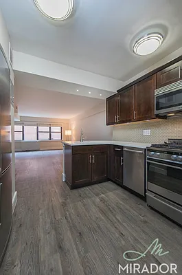 Rented by Mirador Real Estate | media 4