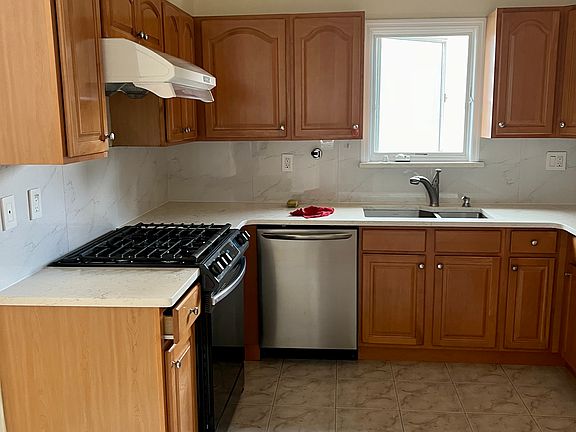 5th image of 6929 53rd Dr Floor 2