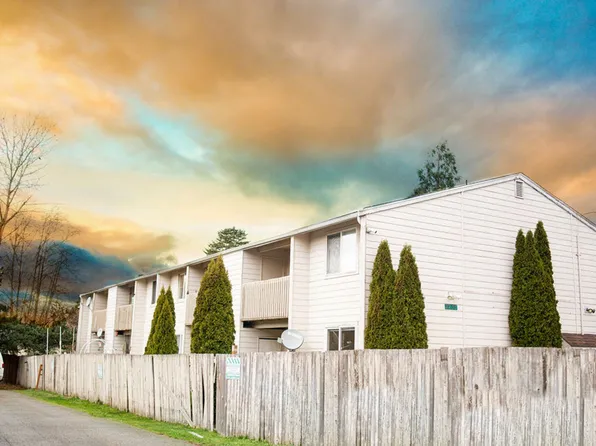 Spacious 2 Bedroom - Excellent Location!, 2233 Woburn St #34, Bellingham, WA 98229