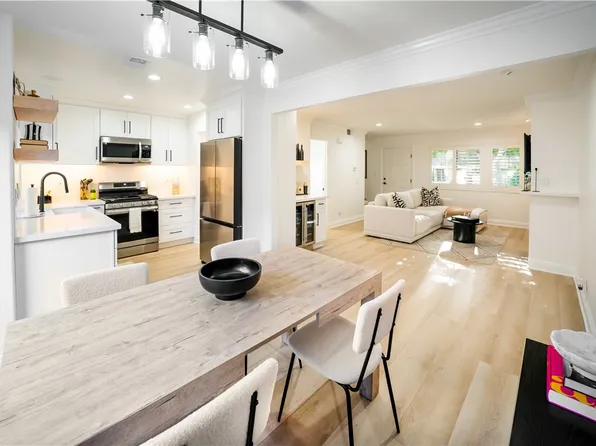 5 Sand Dollar Ct #16, Newport Beach, CA 92663