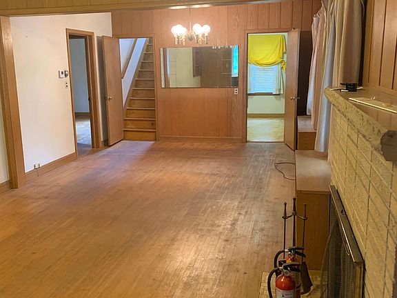 2nd image of 1701 Hubbard Ave #1