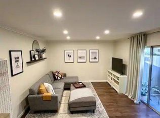 1522 S Centinela Ave APT 105, Los Angeles, CA 90025