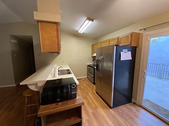 3rd image of 4518 Pennsylvania Ave NE