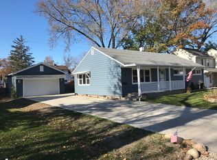 148 Oakwood Dr, Avon Lake, OH