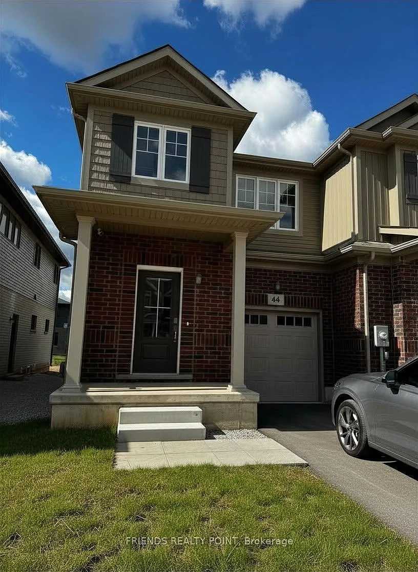 3 bed, $2,600 — Photo 2