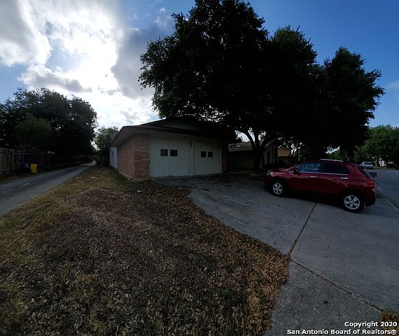 1st image of 206 De Vaca