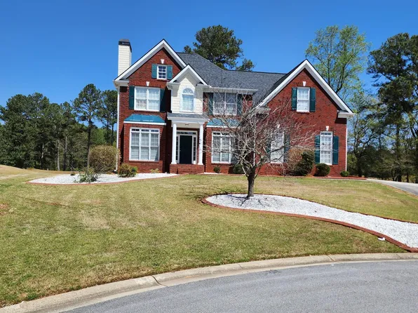 279 Country Club Ln, Hiram, GA 30141