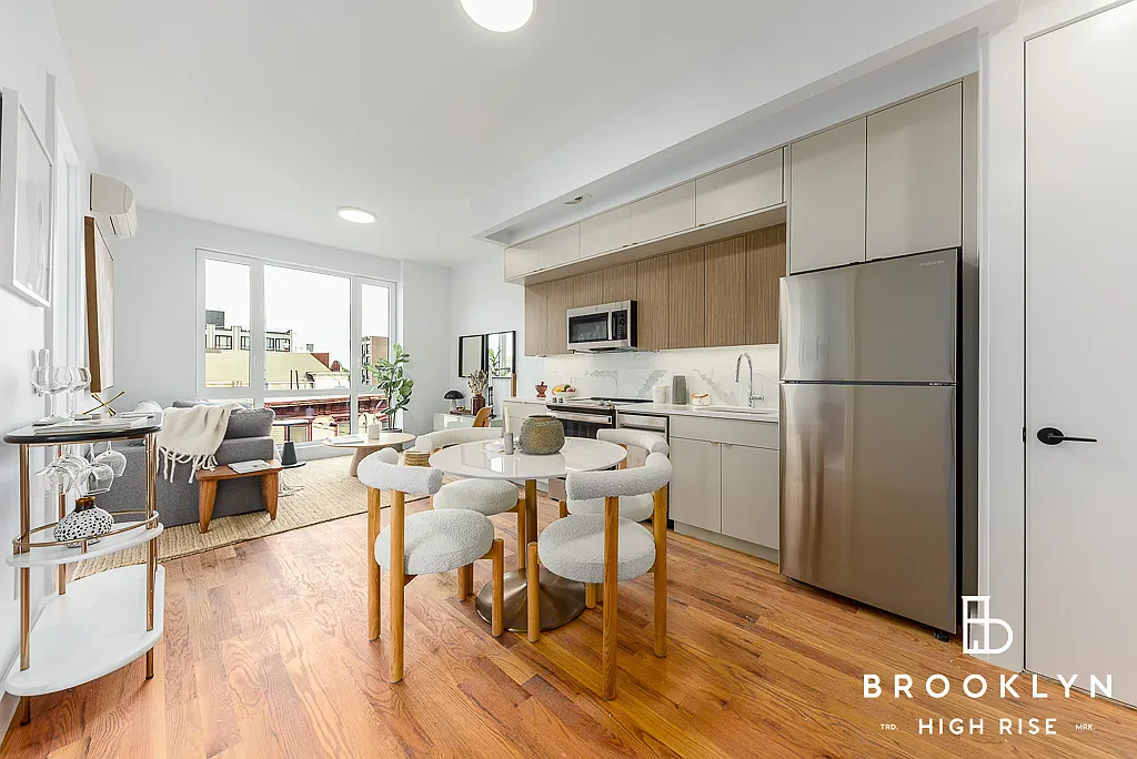 2667 Fulton Street — Photo 1