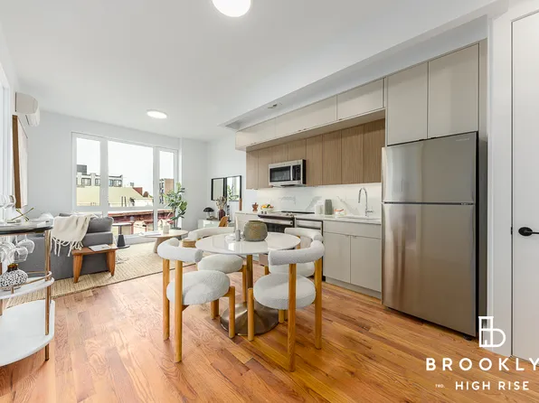 2667 Fulton Street image 1 of 11