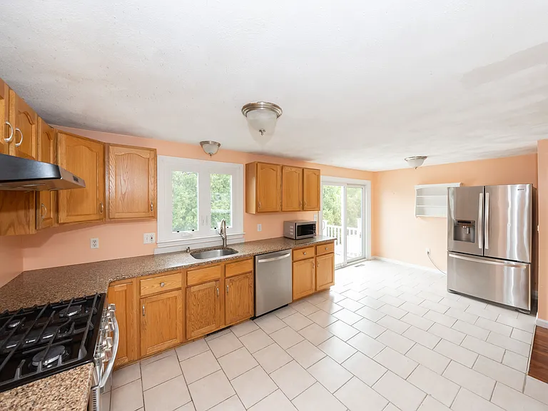 42 Wildcrest Ave — Photo 8