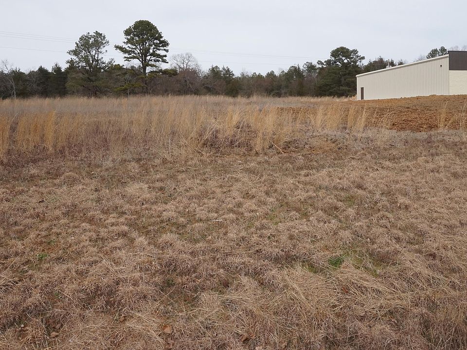 1st image of 334 State Highway 197 Loop
