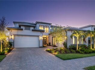 16092 Verilyn Cir, Naples, FL 34110