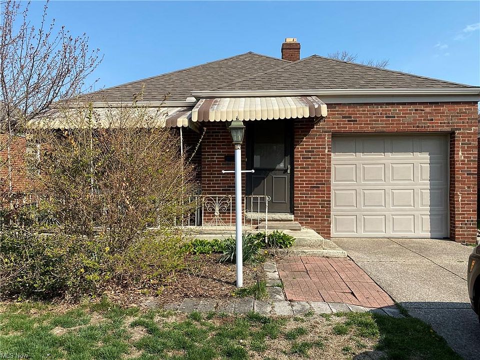 1st image of 2204 Grovewood Ave