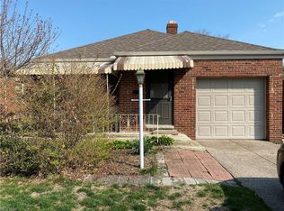 2204 Grovewood Ave, Parma, OH 44134
