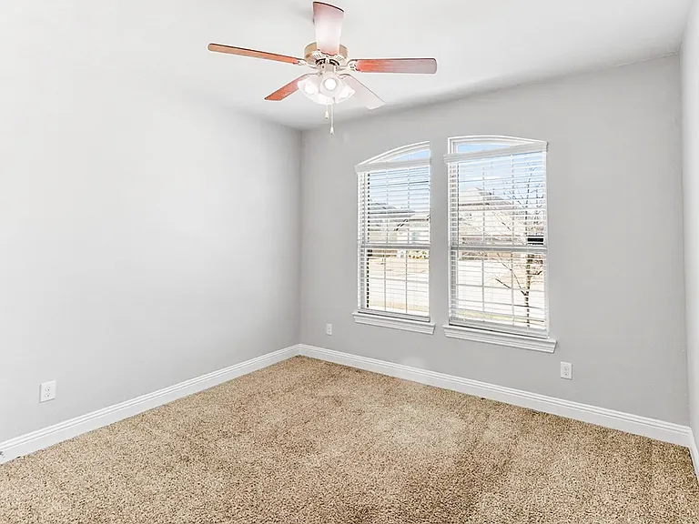 11324 Blaze St — Photo 15