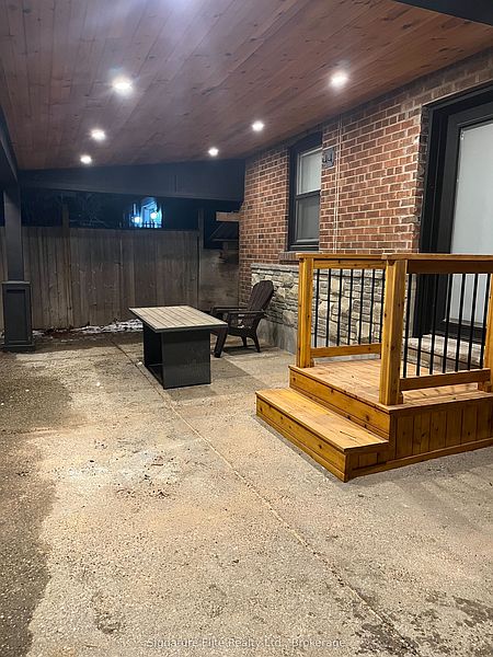 Toronto House for rent - 4 Bedrooms — photo 29