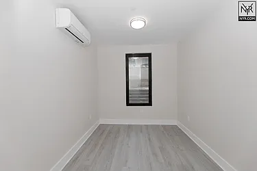 Rented by New York Residence