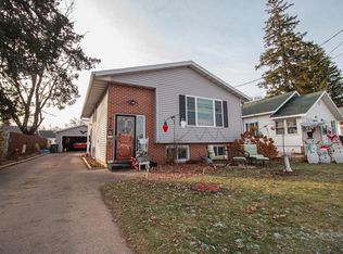 476 Chestnut St, Wisconsin Rapids, WI 54494