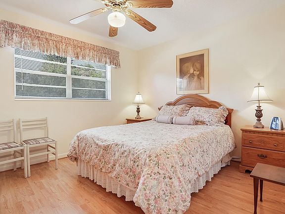 5th image of 3500 NW 48th Avenue #513