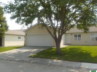 5614 N 26th Pl, Lincoln, NE 68521