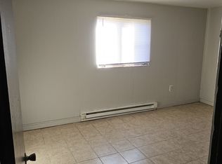 271 S Wildwood Ave #B, Kankakee, IL 60901