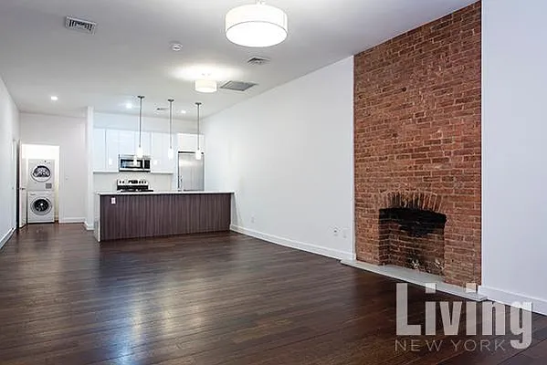 Rented by Living New York | media 11