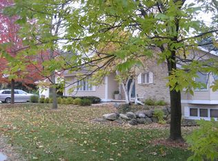 1627 Cypress Trl, Middleton, WI 53562