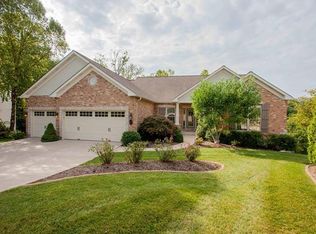 16 Charlemagne Ct, Lake Saint Louis, MO 63367