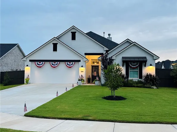 4105 Peregrine Ct, Bryan, TX 77802