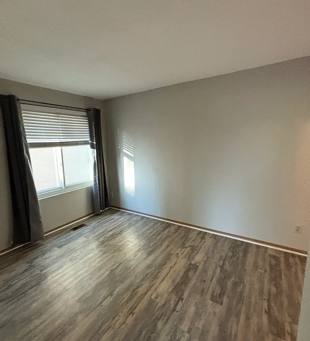 5250 S Huron Way — Photo 2