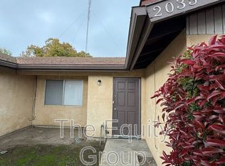 2035 S Tracy Ct, Visalia, CA 93292