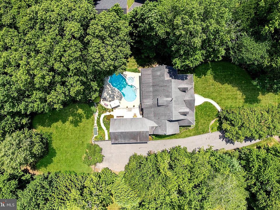 1st image of 12033 Steven Ln