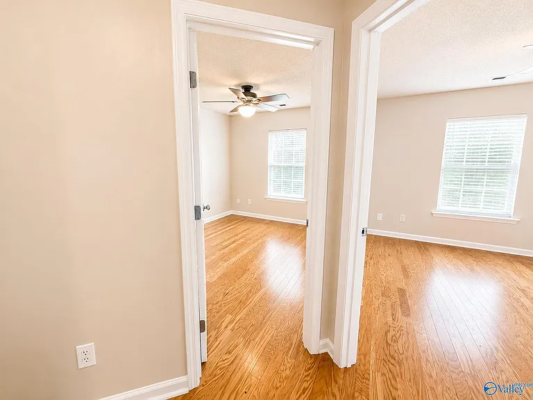 115 Bremerton Dr SW — Photo 21