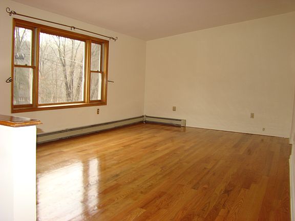 2nd image of 5 Barger St