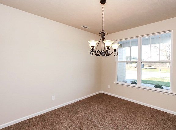 3rd image of 197 Beallwood Dr