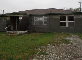 102 Kiowa Ave, Geronimo, OK 73543