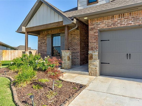 3rd image of 4308 NW 156th Pl