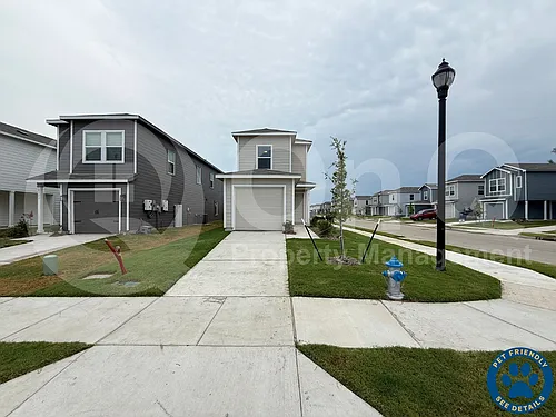 6313 Kingfisher Way Photo 1