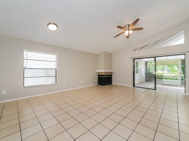 1422 Julip Dr — Photo 4