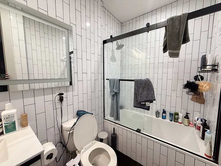 563A Lafayette Ave #2 — Photo 4