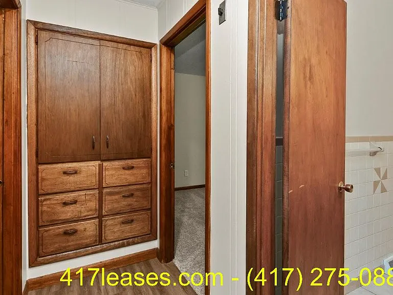 203 S White Oak Ave — Photo 31