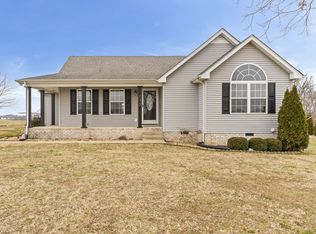 735 Lear Rd, Portland, TN 37148