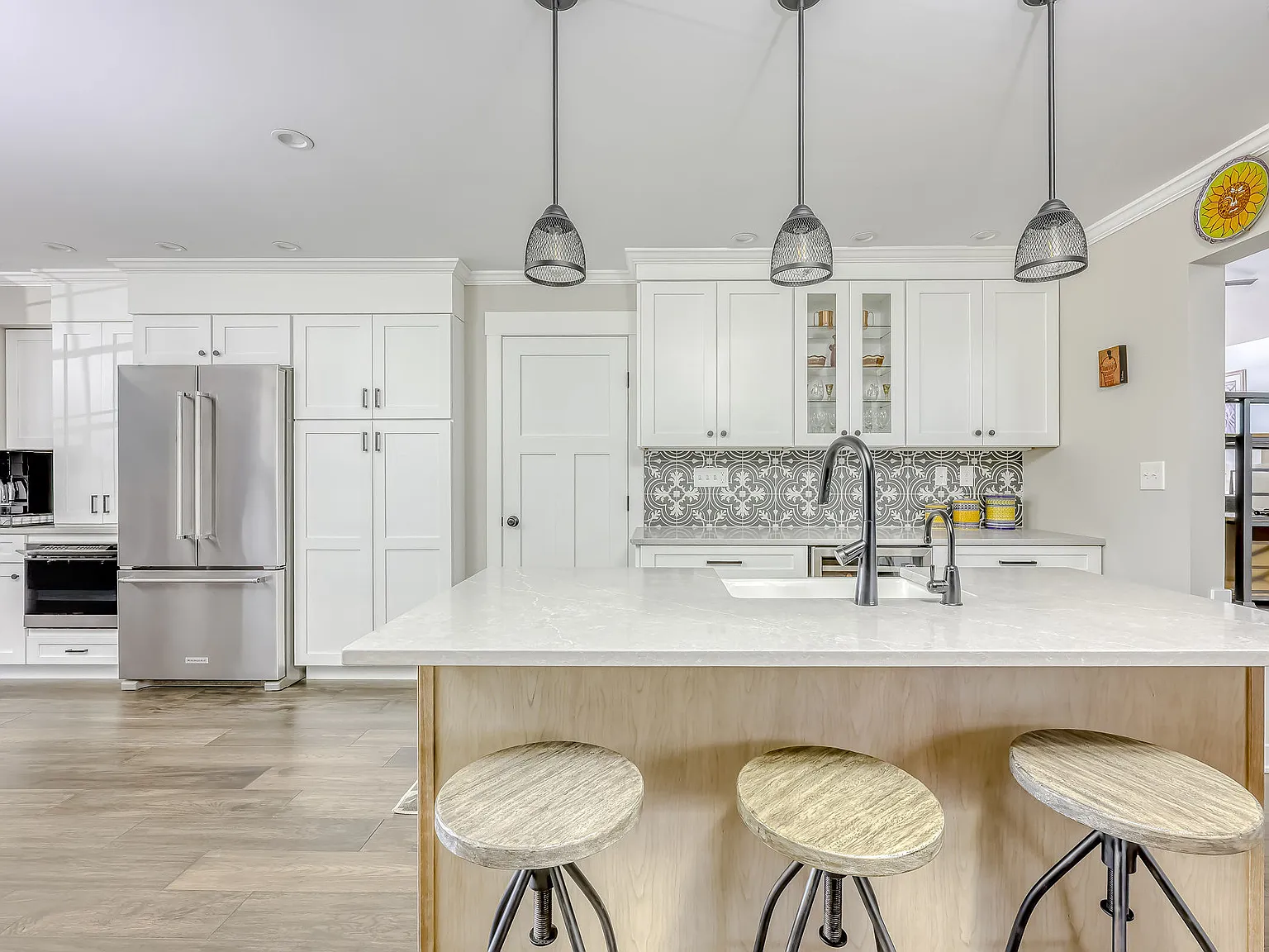 3 bed, 2.5 bath, 1750 sqft, $4,950 — Photo 4