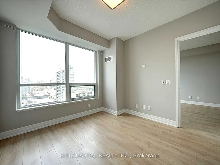 5 Sheppard Ave E #2721 — Photo 6